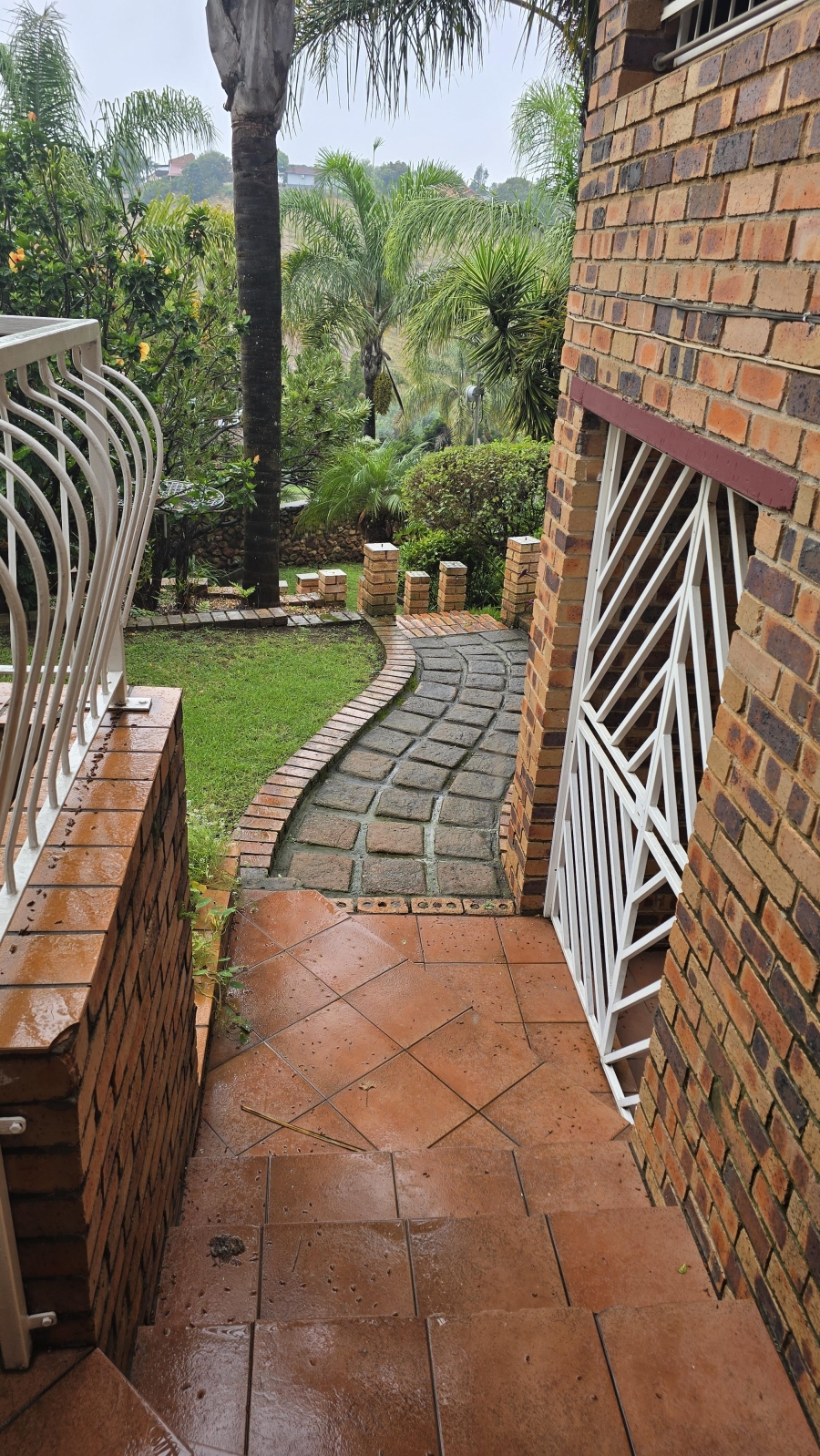 5 Bedroom Property for Sale in Rant En Dal Gauteng
