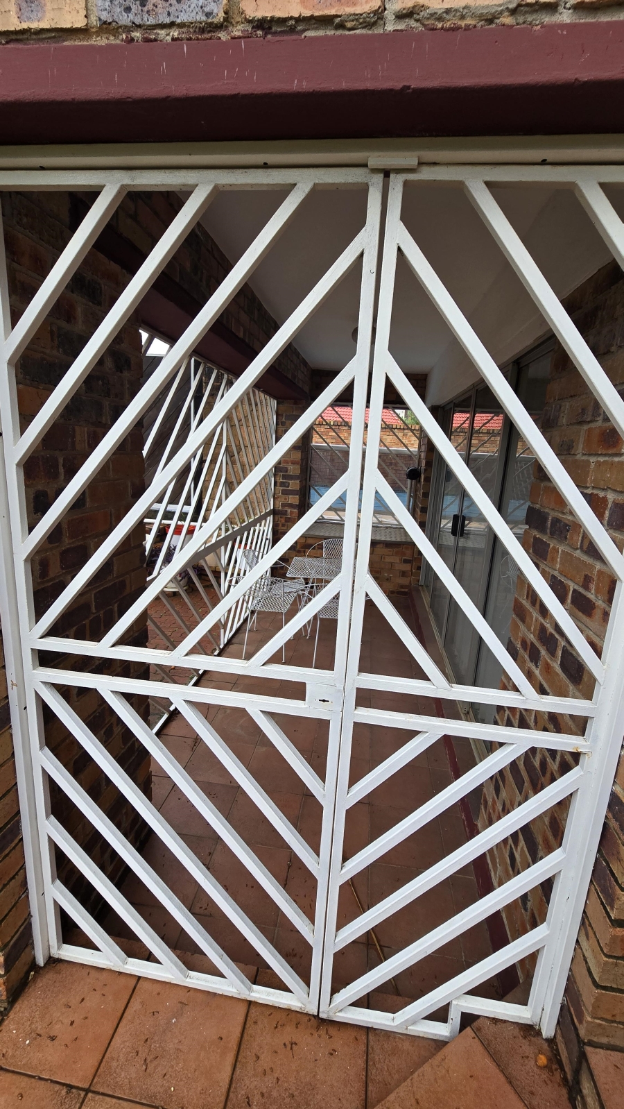 5 Bedroom Property for Sale in Rant En Dal Gauteng