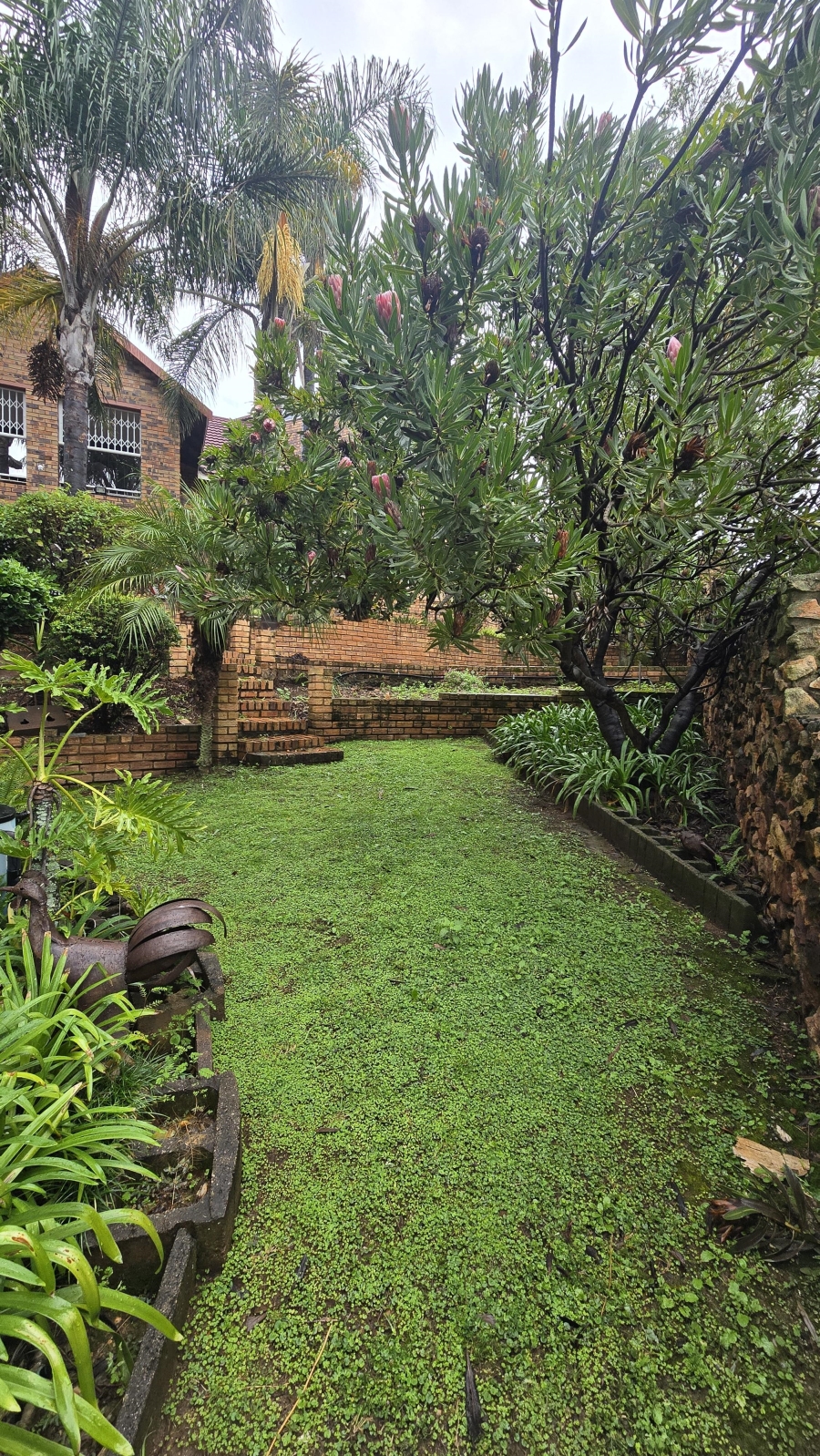 5 Bedroom Property for Sale in Rant En Dal Gauteng