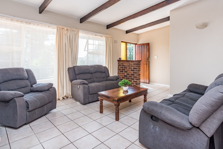 3 Bedroom Property for Sale in Silverfields Gauteng