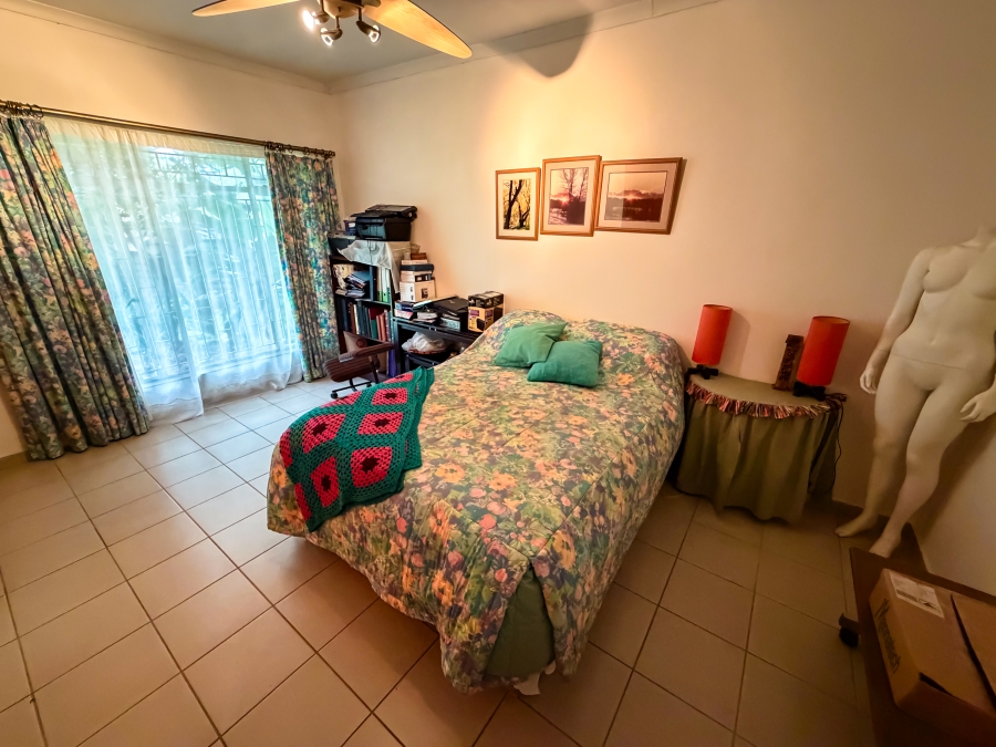4 Bedroom Property for Sale in Garsfontein Gauteng