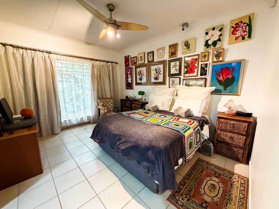 4 Bedroom Property for Sale in Garsfontein Gauteng