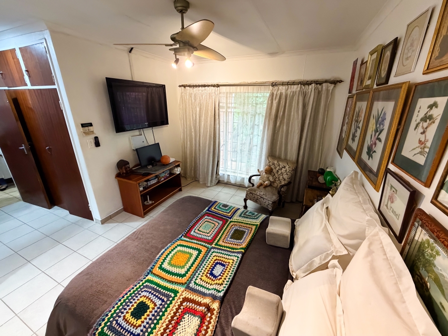 4 Bedroom Property for Sale in Garsfontein Gauteng