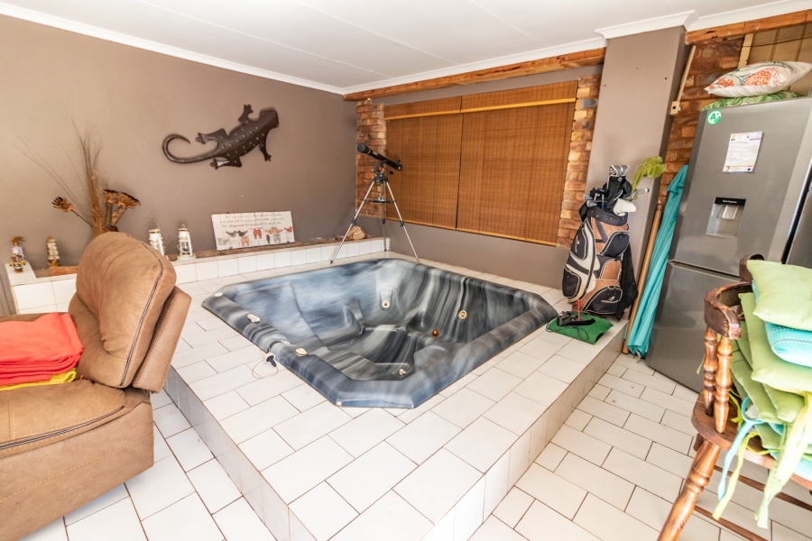 3 Bedroom Property for Sale in Jansenpark Gauteng