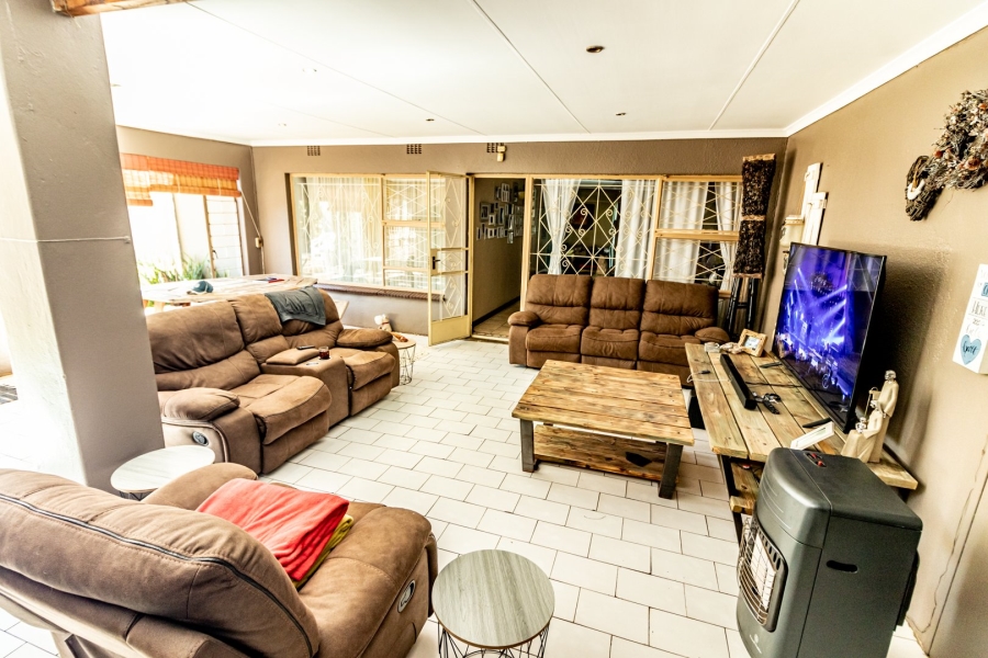 3 Bedroom Property for Sale in Jansenpark Gauteng
