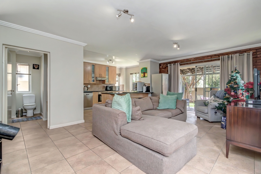 2 Bedroom Property for Sale in Beverley Gauteng