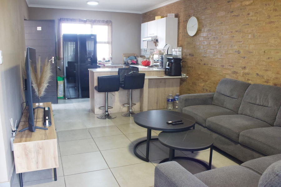 2 Bedroom Property for Sale in Pomona Gauteng