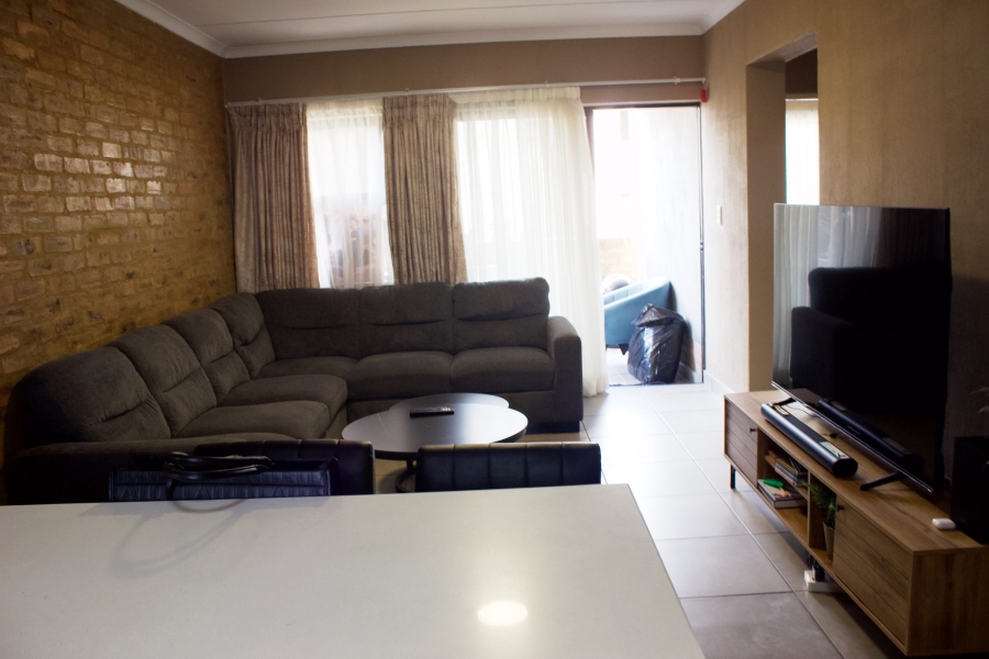 2 Bedroom Property for Sale in Pomona Gauteng
