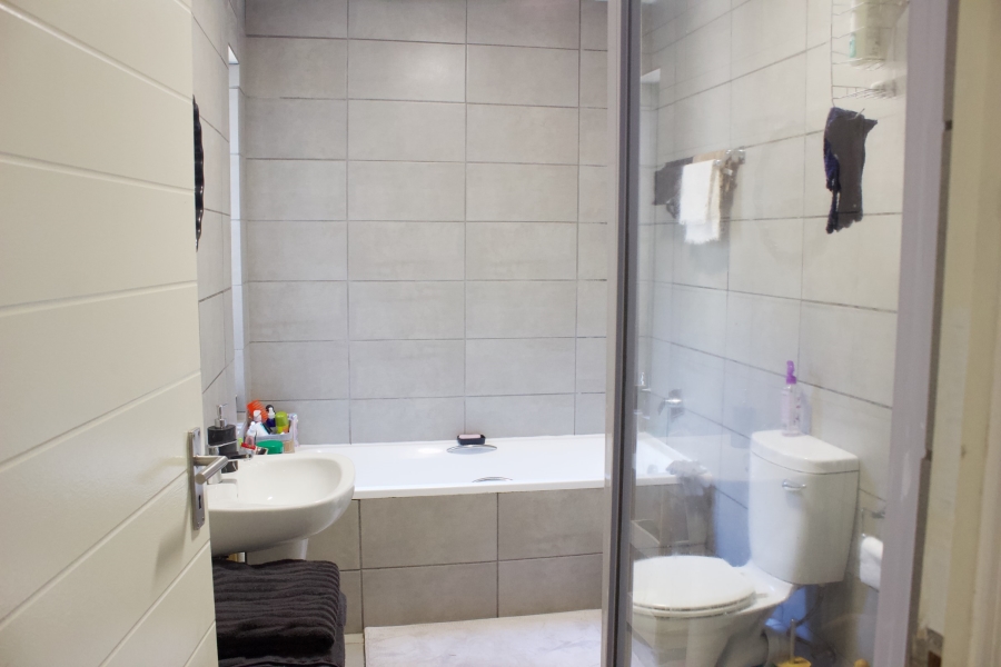2 Bedroom Property for Sale in Pomona Gauteng