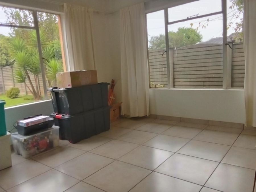 3 Bedroom Property for Sale in Mayfield Park Gauteng