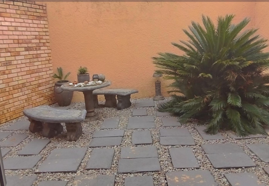 3 Bedroom Property for Sale in Mayfield Park Gauteng