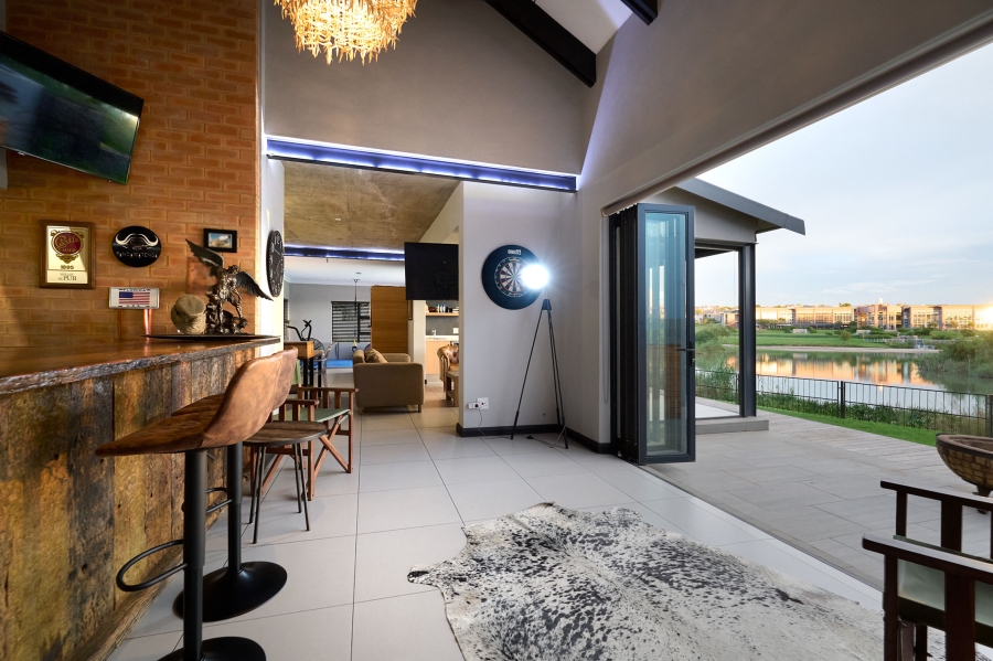 3 Bedroom Property for Sale in Waterfall Country Village Gauteng