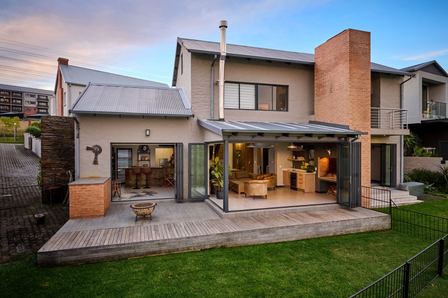 3 Bedroom Property for Sale in Waterfall Country Village Gauteng