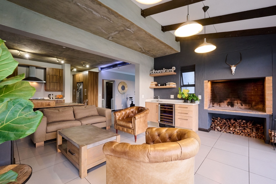 3 Bedroom Property for Sale in Waterfall Country Village Gauteng
