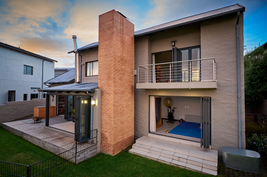 3 Bedroom Property for Sale in Waterfall Country Village Gauteng
