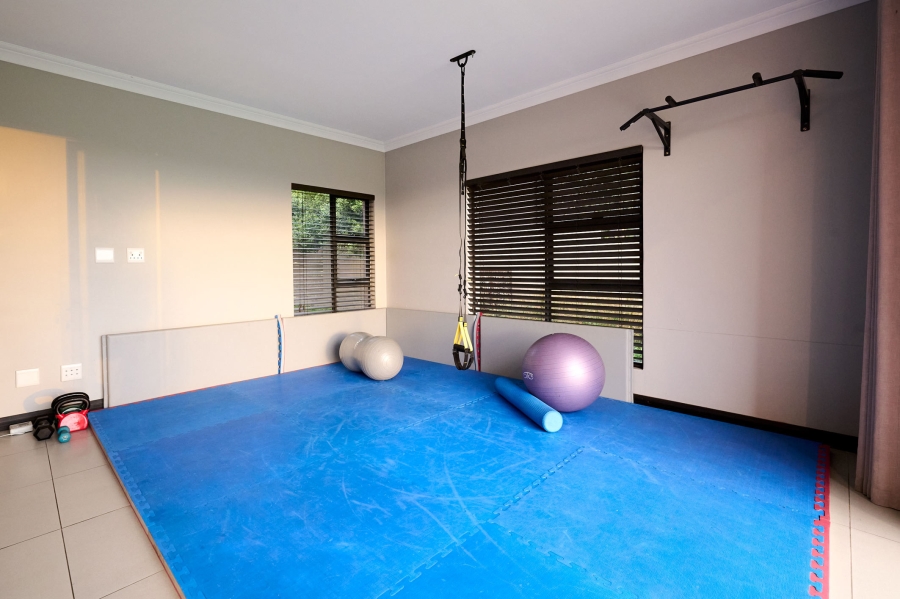 3 Bedroom Property for Sale in Waterfall Country Village Gauteng