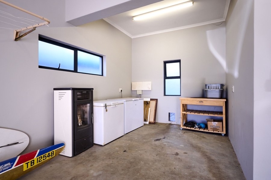 3 Bedroom Property for Sale in Waterfall Country Village Gauteng
