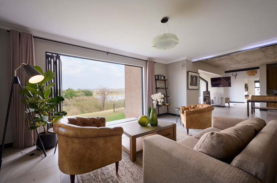 3 Bedroom Property for Sale in Waterfall Country Village Gauteng