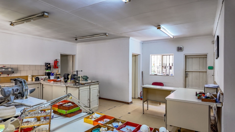 Commercial Property for Sale in Silverton Gauteng