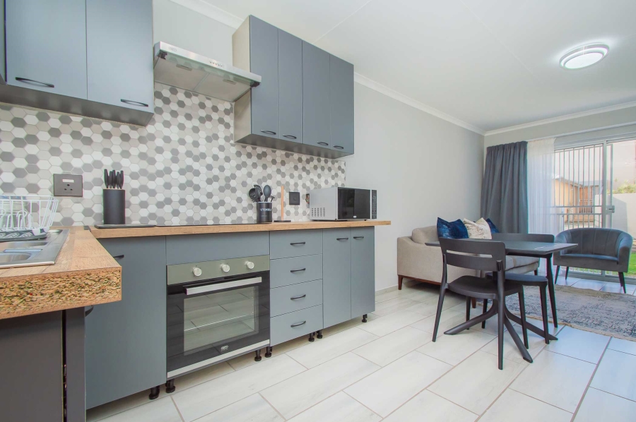 2 Bedroom Property for Sale in Ruimsig Gauteng