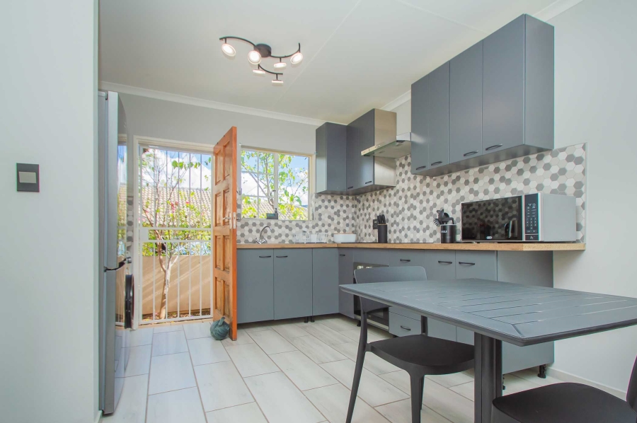 2 Bedroom Property for Sale in Ruimsig Gauteng