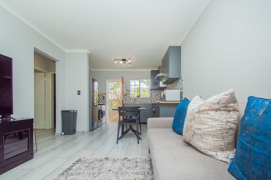2 Bedroom Property for Sale in Ruimsig Gauteng