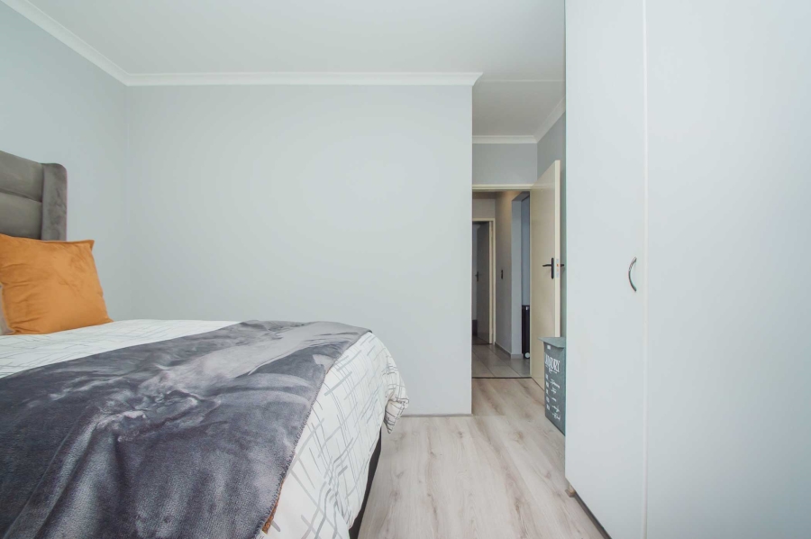 2 Bedroom Property for Sale in Ruimsig Gauteng