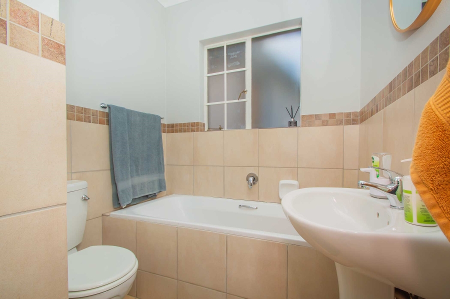 2 Bedroom Property for Sale in Ruimsig Gauteng