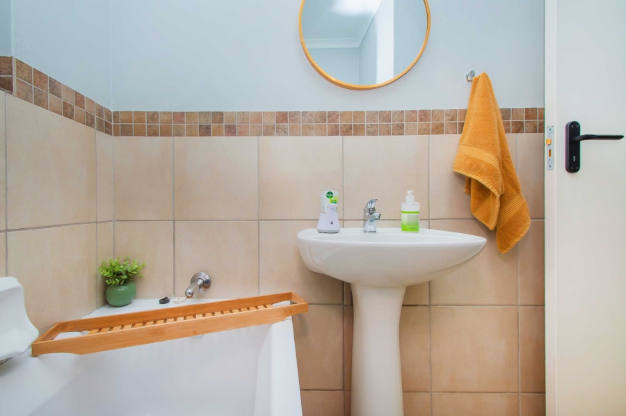 2 Bedroom Property for Sale in Ruimsig Gauteng