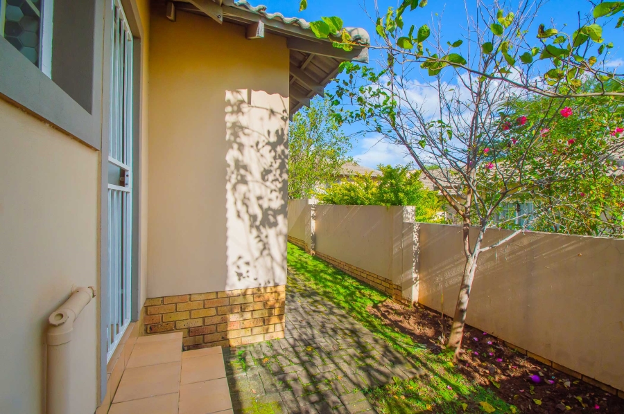 2 Bedroom Property for Sale in Ruimsig Gauteng
