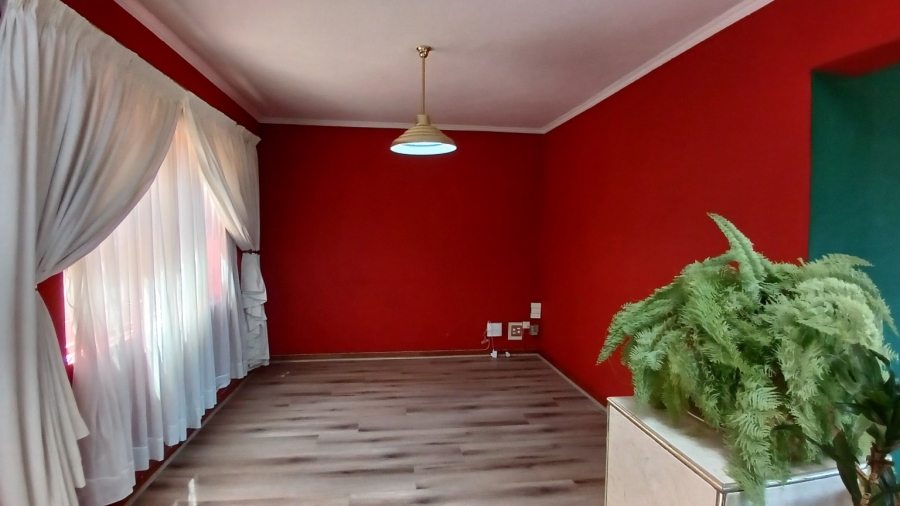 4 Bedroom Property for Sale in Bassonia Gauteng