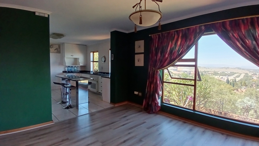 4 Bedroom Property for Sale in Bassonia Gauteng