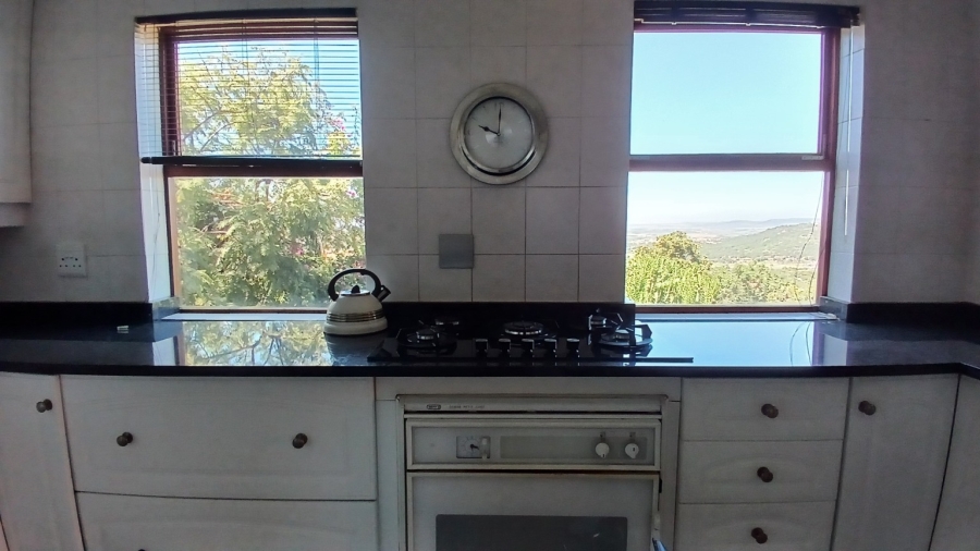 4 Bedroom Property for Sale in Bassonia Gauteng