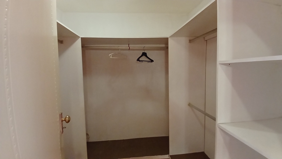 4 Bedroom Property for Sale in Bassonia Gauteng