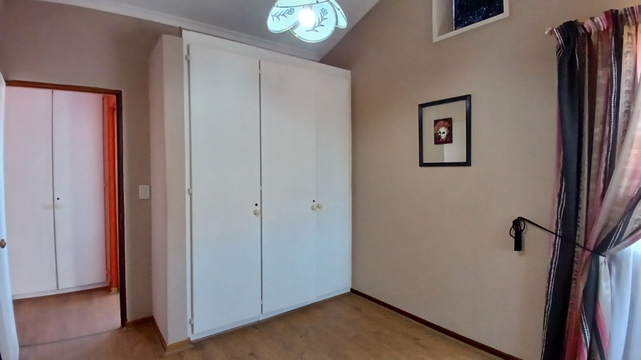 4 Bedroom Property for Sale in Bassonia Gauteng