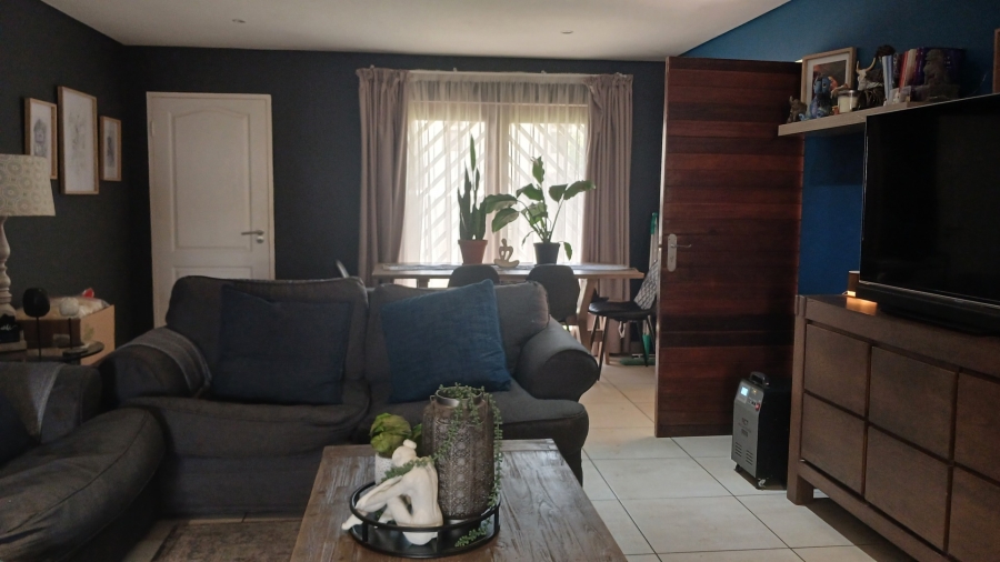 2 Bedroom Property for Sale in Bassonia Gauteng