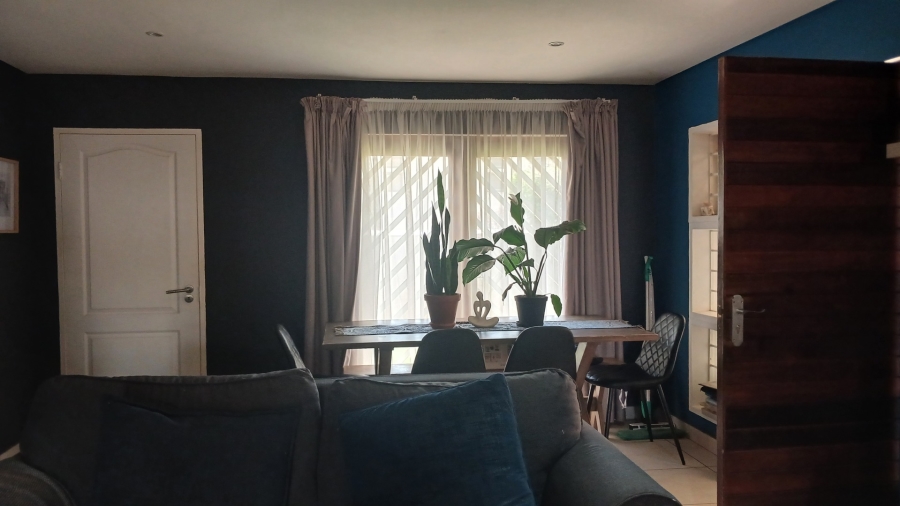 2 Bedroom Property for Sale in Bassonia Gauteng