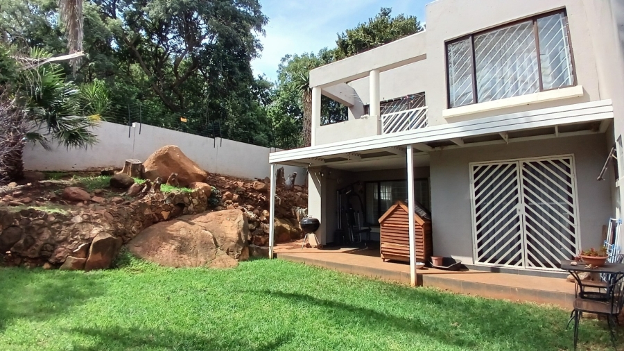 2 Bedroom Property for Sale in Bassonia Gauteng