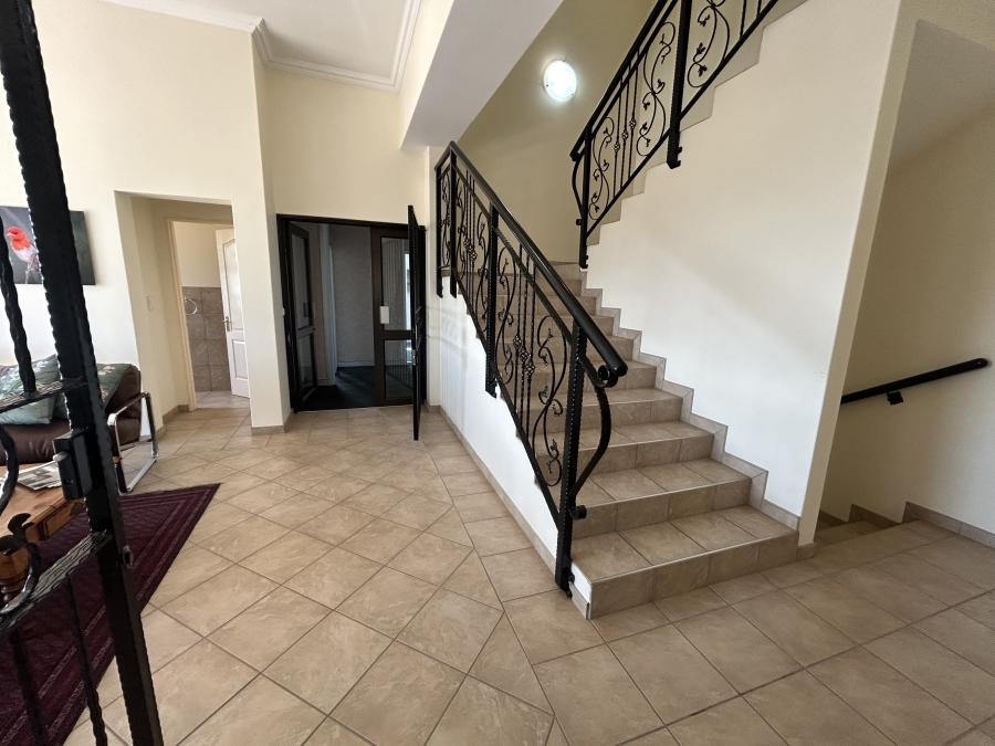 To Let Commercial Property for Rent in Highveld Gauteng