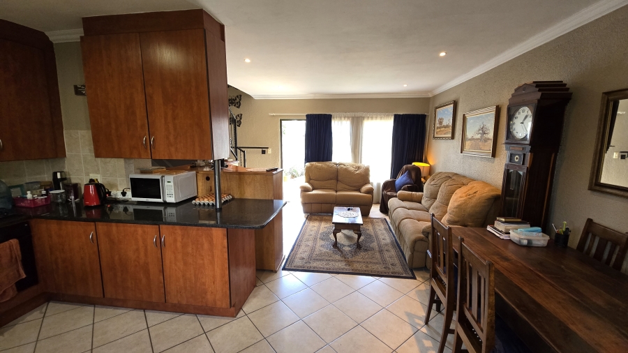 2 Bedroom Property for Sale in Annlin Gauteng