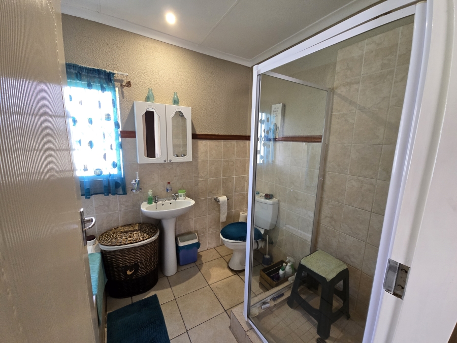 2 Bedroom Property for Sale in Annlin Gauteng