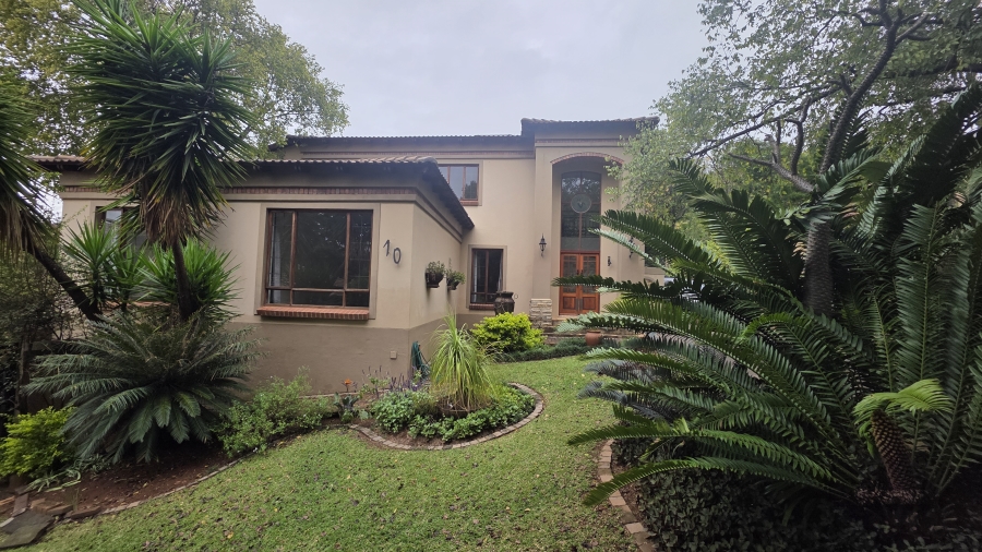 To Let 4 Bedroom Property for Rent in Lynnwood Manor Gauteng