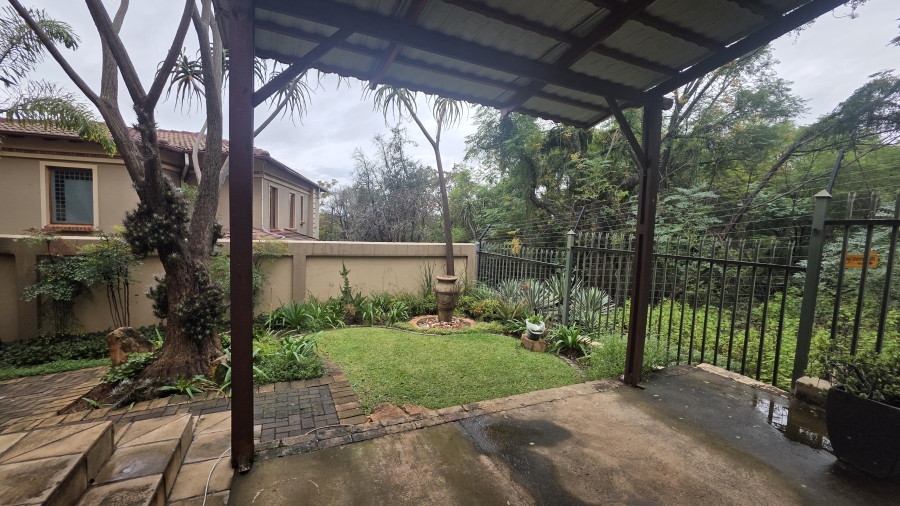 To Let 4 Bedroom Property for Rent in Lynnwood Manor Gauteng