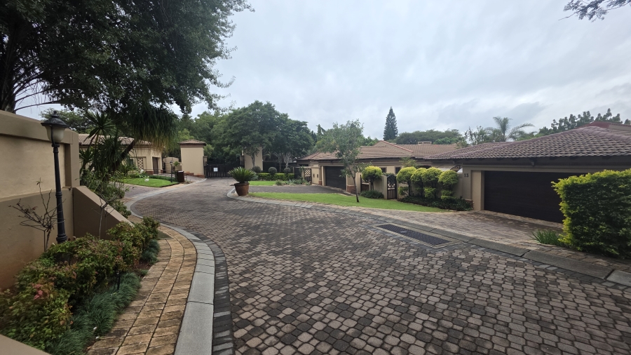 To Let 4 Bedroom Property for Rent in Lynnwood Manor Gauteng