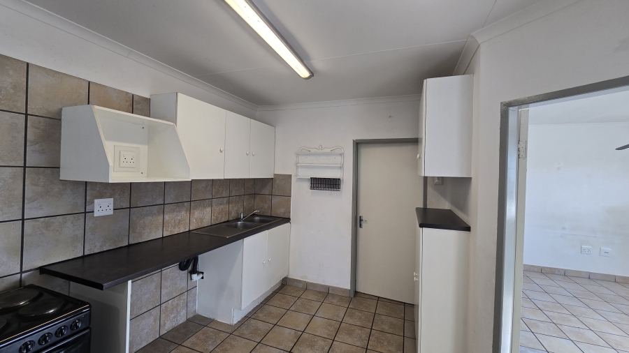 To Let 2 Bedroom Property for Rent in Eastleigh Gauteng
