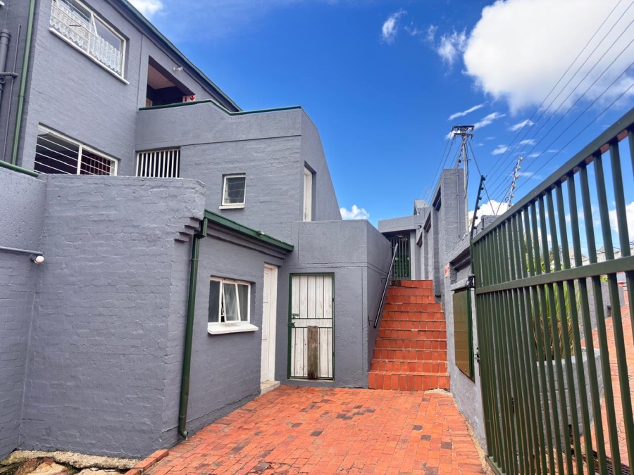 2 Bedroom Property for Sale in Townsview Gauteng