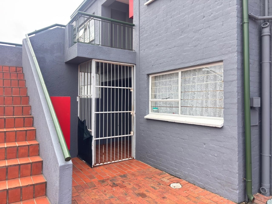2 Bedroom Property for Sale in Townsview Gauteng