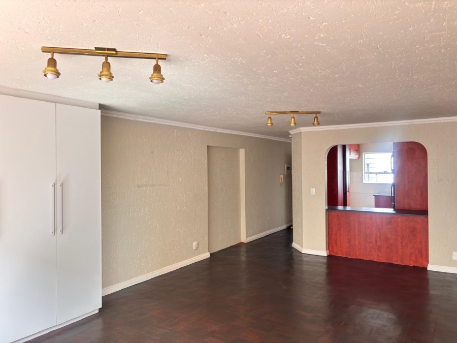 2 Bedroom Property for Sale in Townsview Gauteng