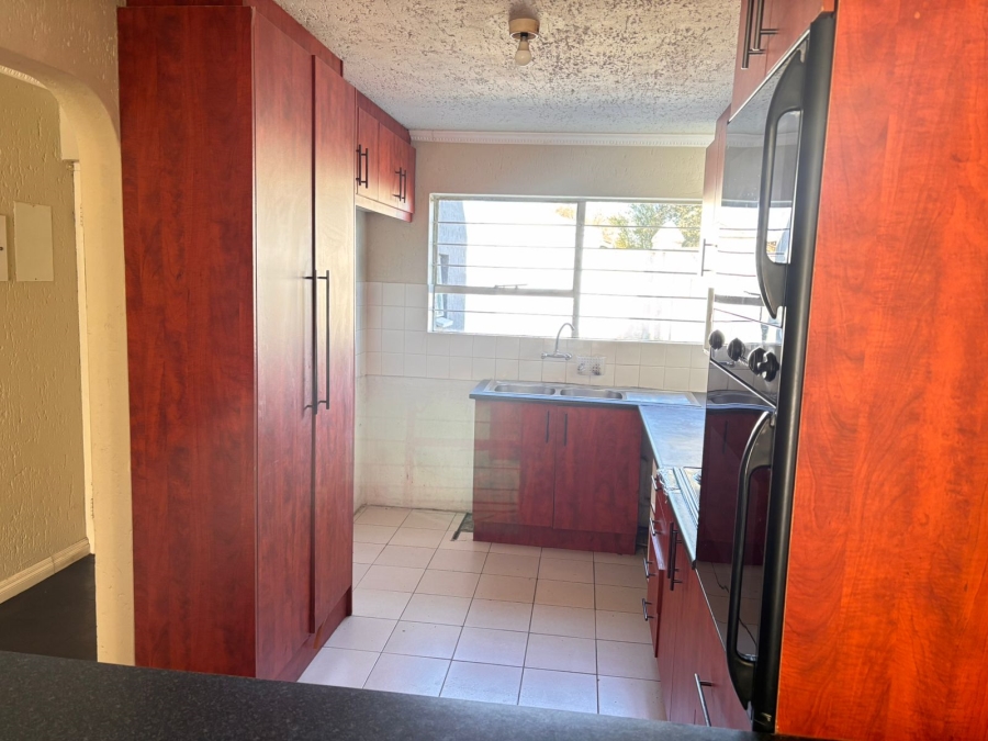2 Bedroom Property for Sale in Townsview Gauteng