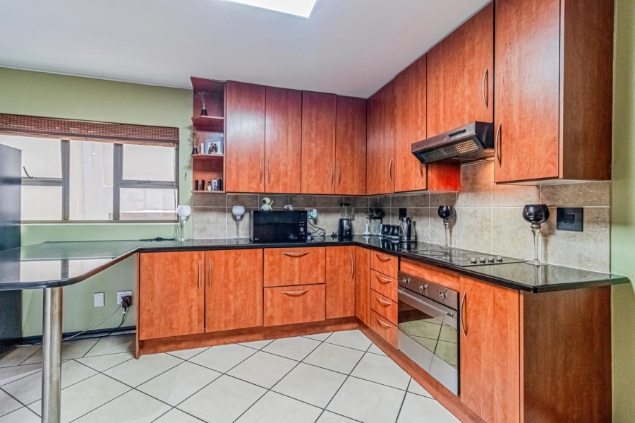 2 Bedroom Property for Sale in Bassonia Gauteng
